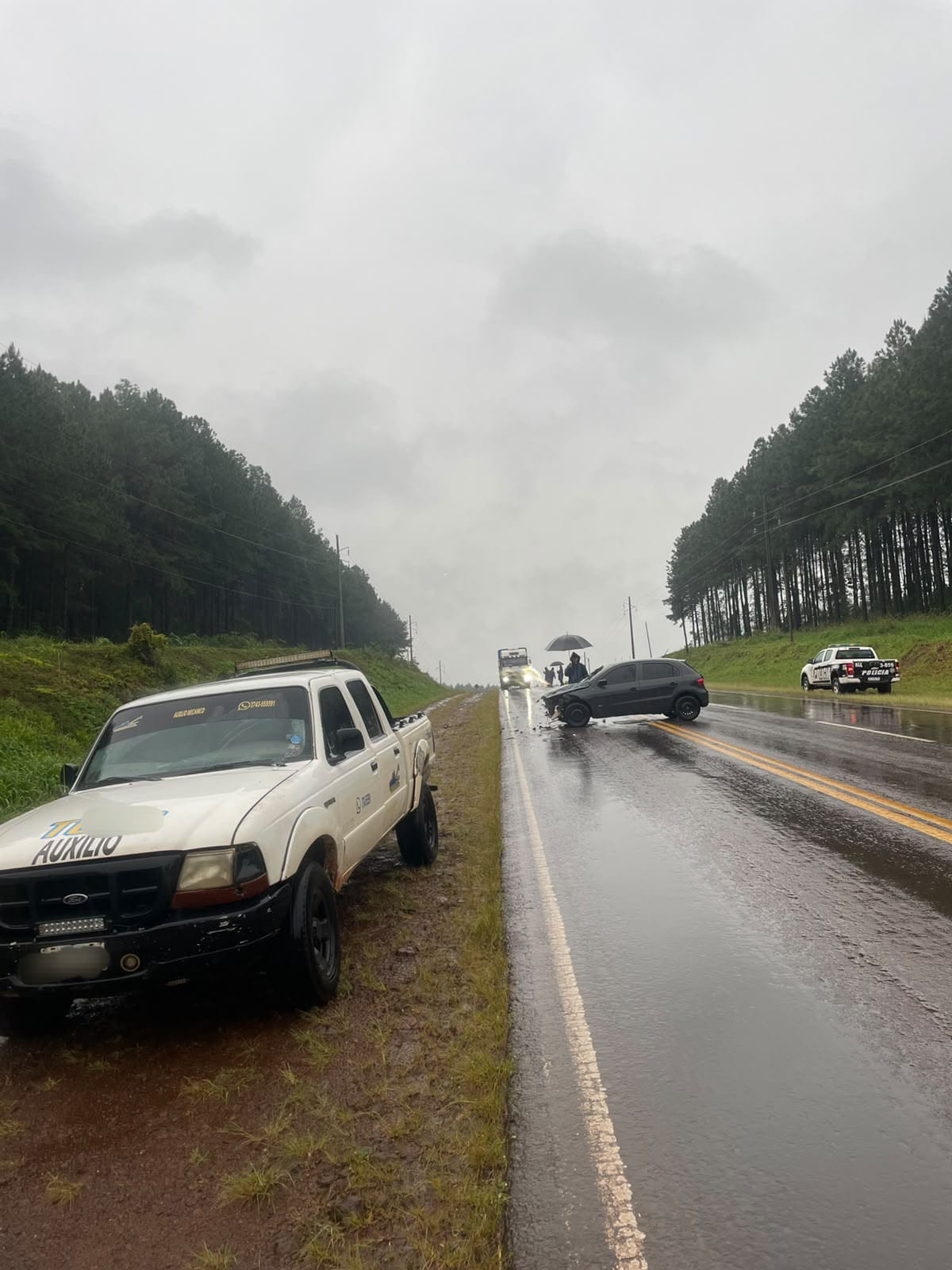 Dos vehículos chocaron en la ruta 12 en Capioví: no hubo lesionados 2